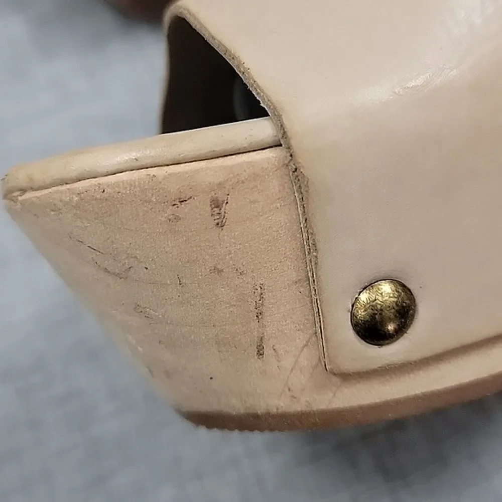 Vic Matie Italy Cream leather studded wedge sandals Slip-On - Women's SZ 37